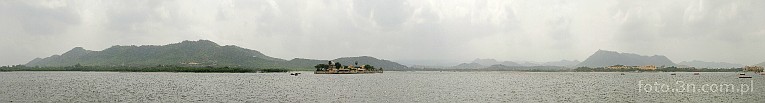 Azja; Indie; Udaipur; Jag Mandir; jezioro Pichola