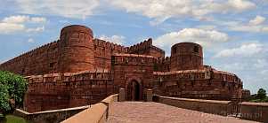 1BB8-0100; 6914 x 3208 pix; Azja, Indie, Agra, Czerwony Fort, brama