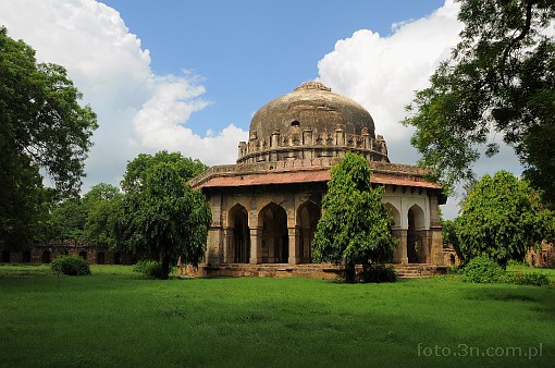 Azja; Indie; Delhi; ogrody Lodich; grobowiec Sikander Lodi