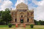 1BBN-0255; 6321 x 4198 pix; Azja, Indie, Delhi, ogrody Lodich, grobowiec Shish Gumbad
