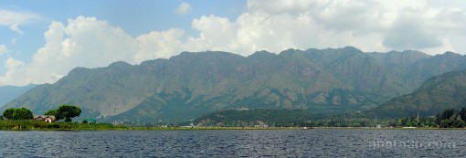 Azja; Indie; Srinagar; jezioro Dal