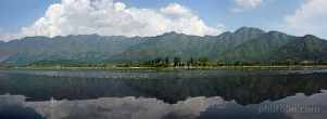 1BBU-0510; 7000 x 2586 pix; Azja, Indie, Srinagar, jezioro Dal