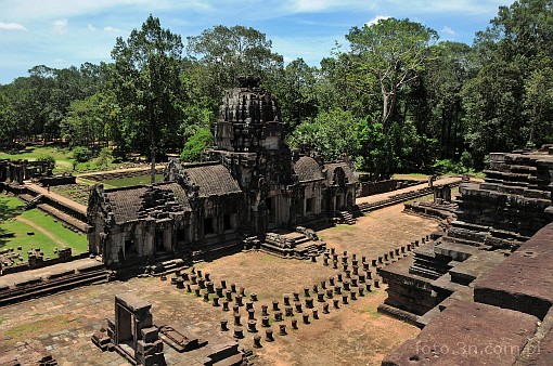 Azja; Kamboda; Angkor; Angkor Thom; witynia Baphuon