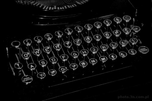 maszyna do pisania; klawisz